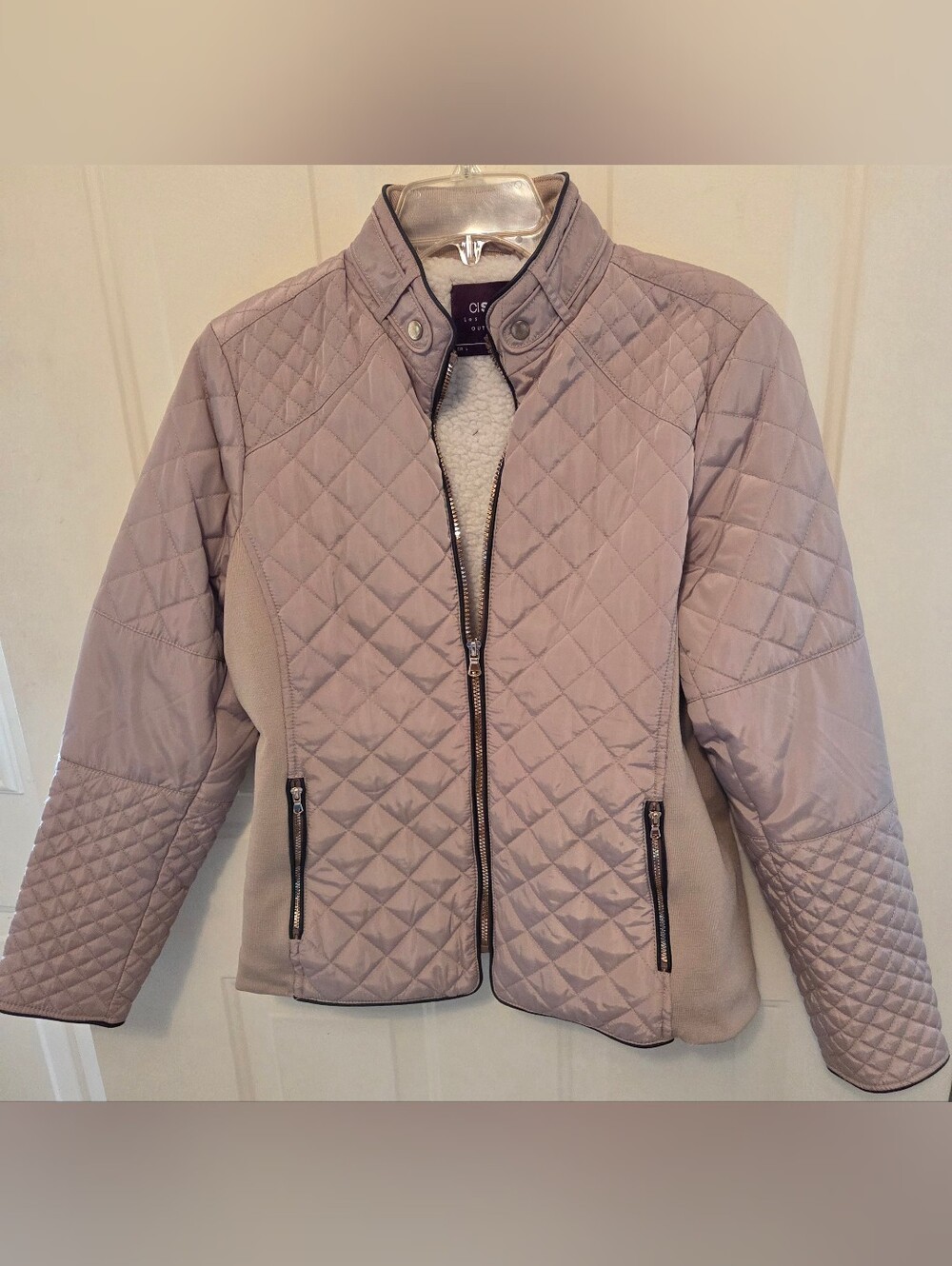 CiSono Los Angeles Outerwear — Women’s Size L — Beige Quilted Jacket with Sherpa